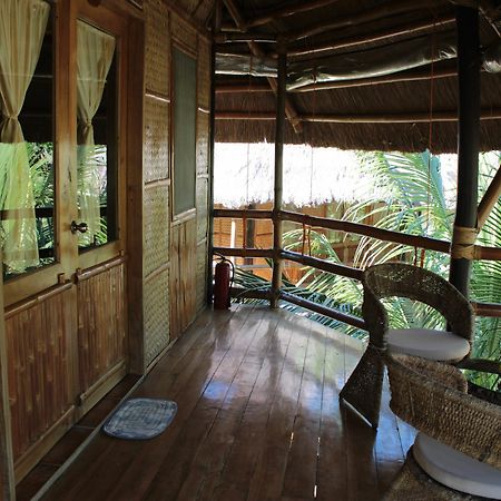 Cashew Grove Beach Resort 布桑加 外观 照片